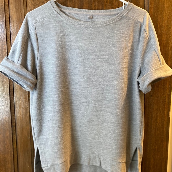 Grey T-shirt sweater - Picture 1 of 1